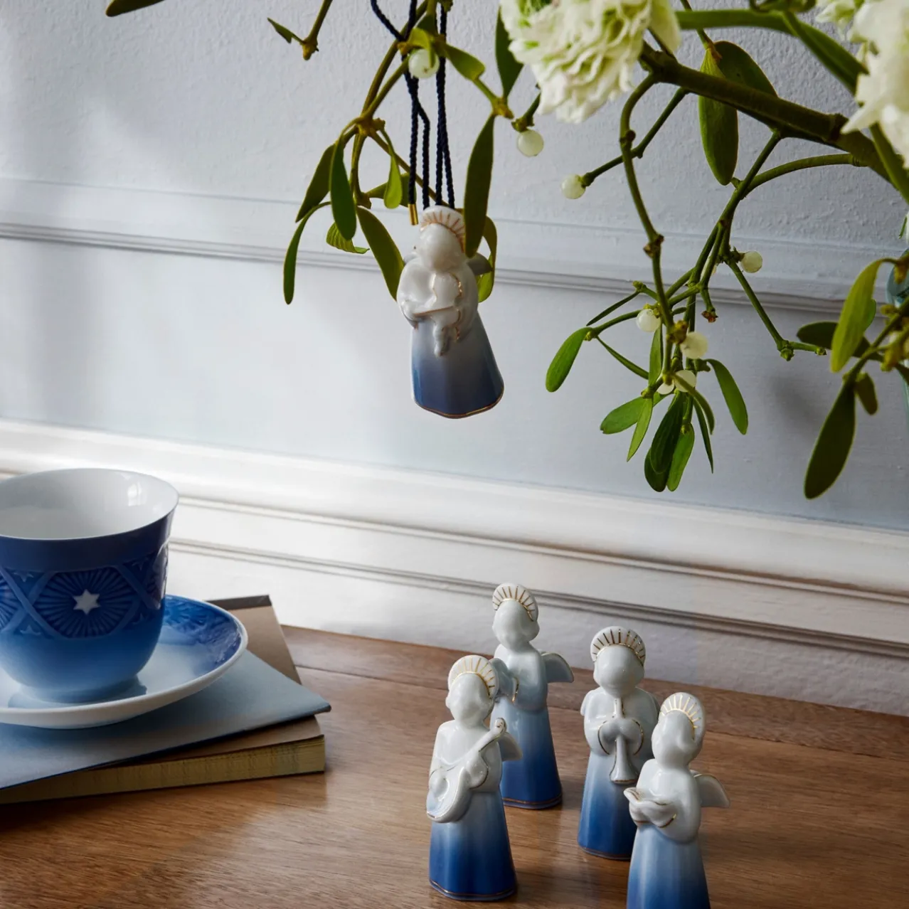 Blue Collectibles Angel with Violin, 9.5 cm