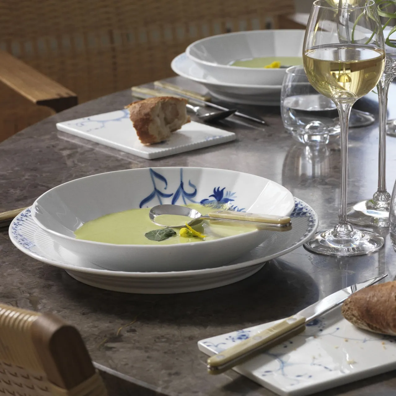 Blue Elements Serving Board, 18 cm