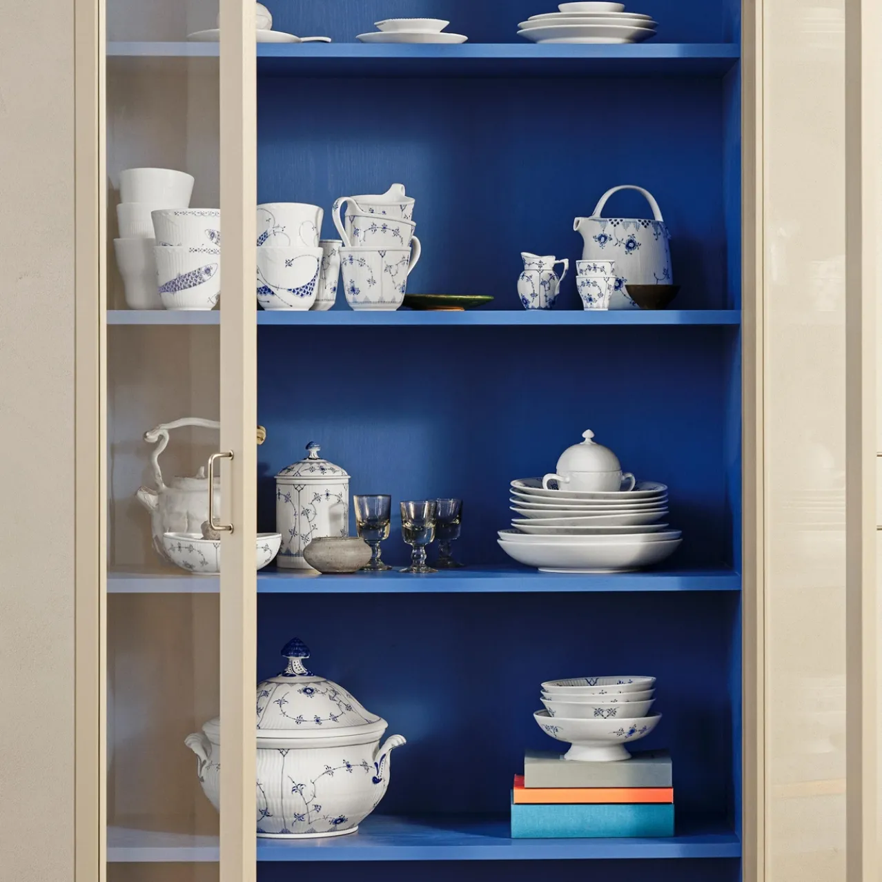 Blue Fluted Plain Cream Jug, 8 cl