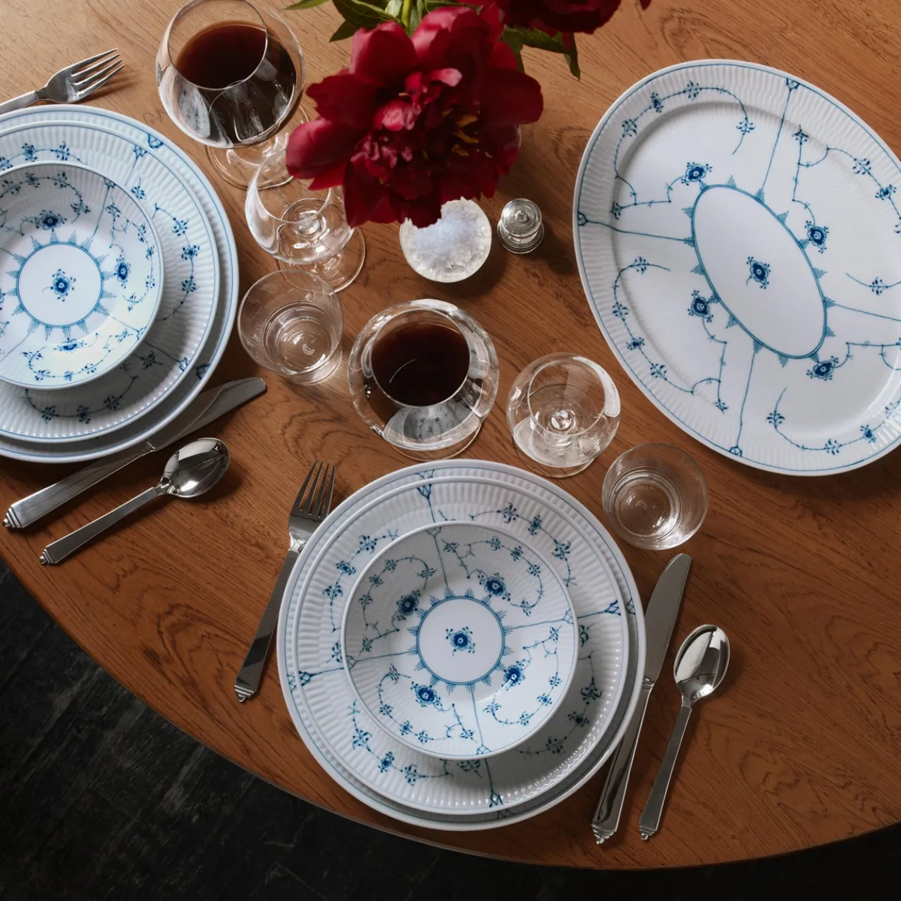 Blue Fluted Plain Dish, 36.5 cm