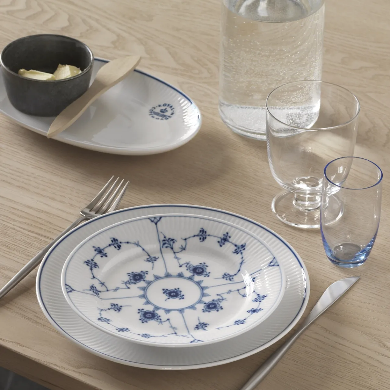 Blue Fluted Plain Plate, 22 cm