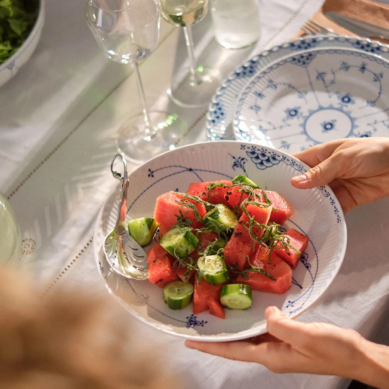 Royal Creatures Shallow Bowl, Swan, 25 cm