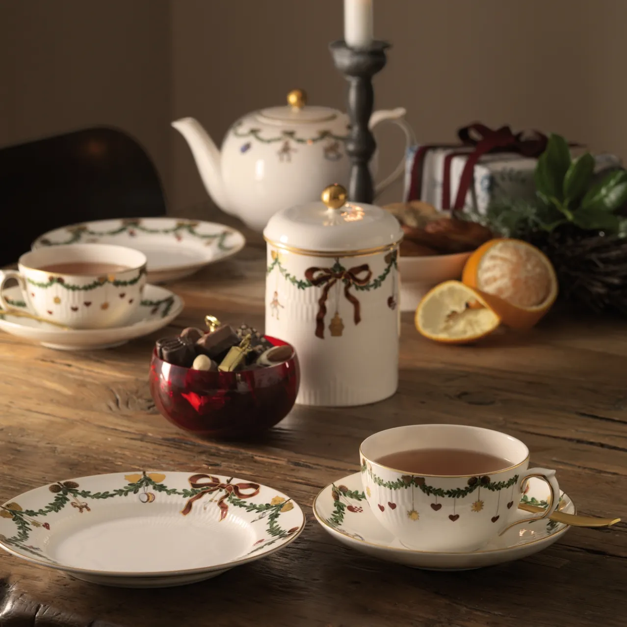 Star Fluted Christmas Plate, 19 cm