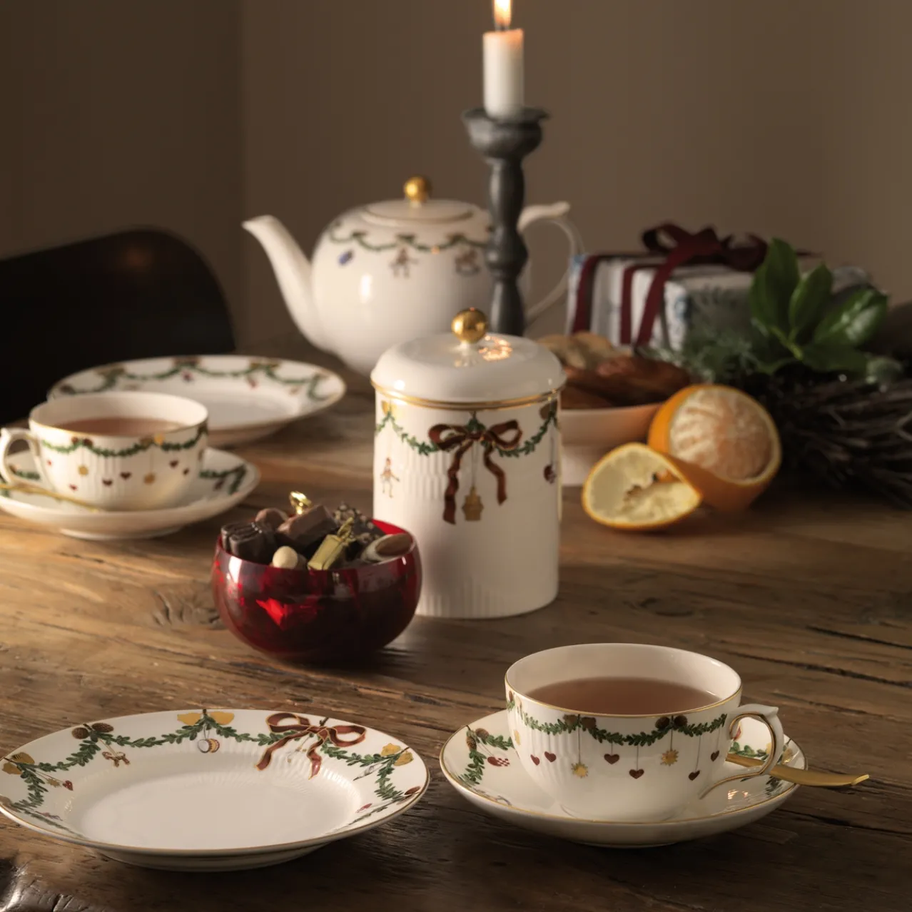 Star Fluted Christmas Cup and Saucer, 32 cl