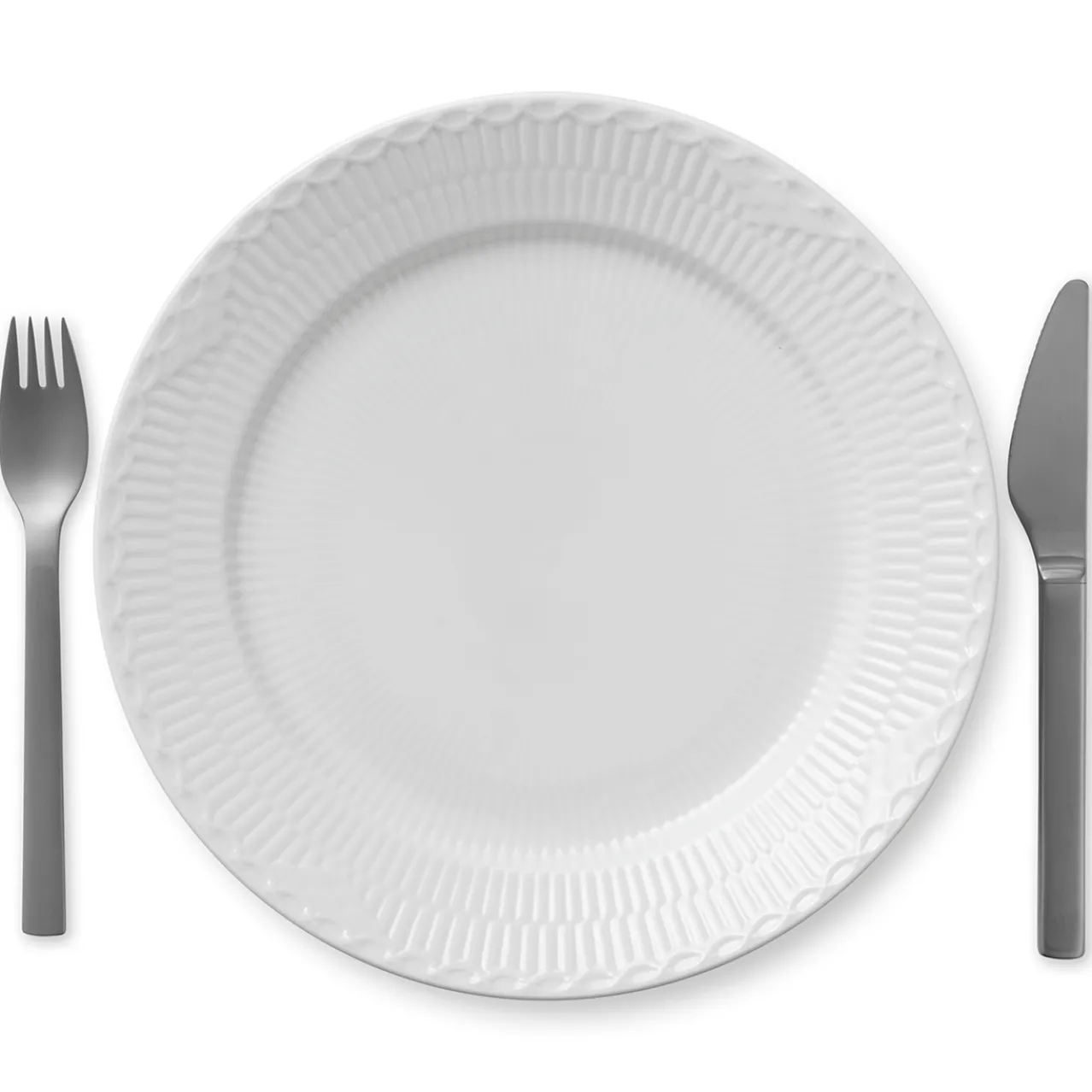 White Fluted Half Lace Plate, 27 cm